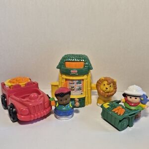 Fisher-Price Little People Petting Zoo Replacement Figures & Accessories